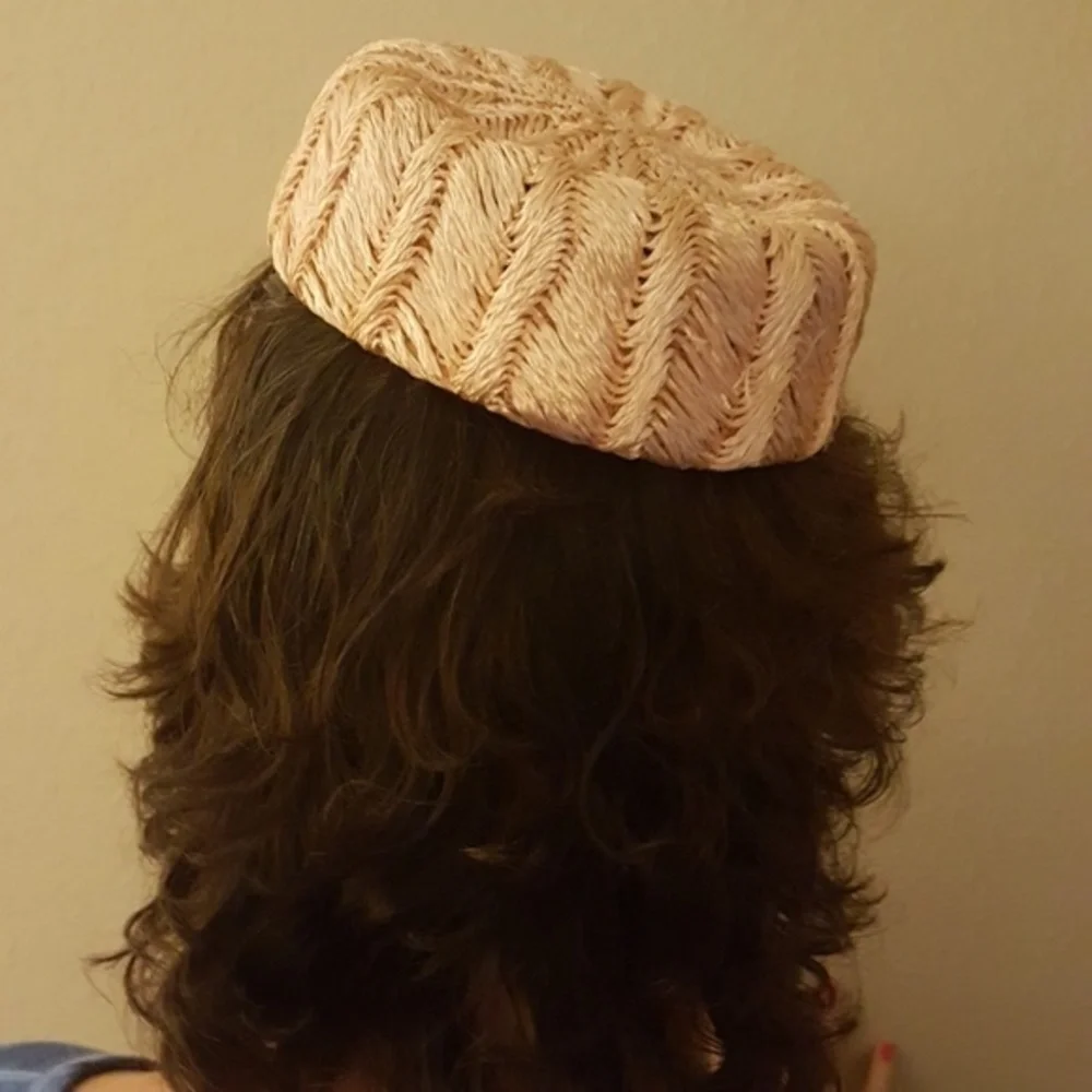 VINTAGE VOLK CHEZ HENRIETTE BLUSHY‎ PINK  PEACH  PILLBOX